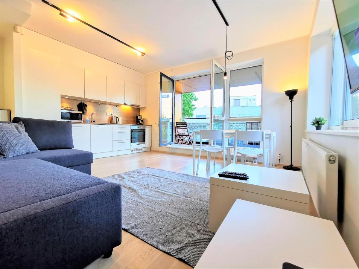 Scandian Apartments - City Hub Tallinn Bagian luar foto