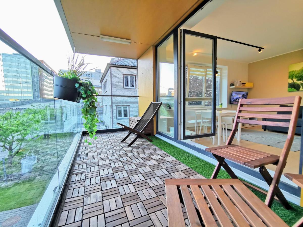 Scandian Apartments - City Hub Tallinn Bagian luar foto