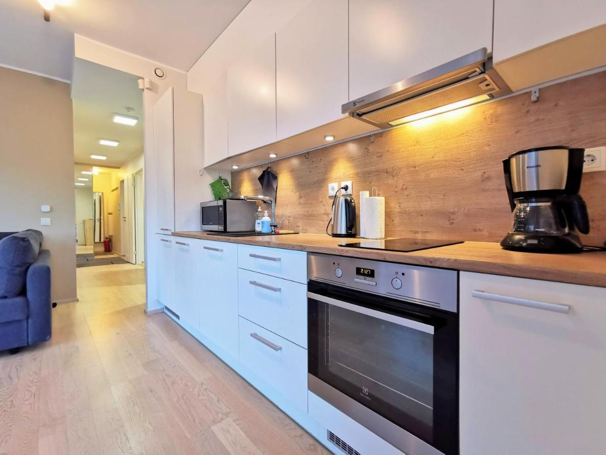 Scandian Apartments - City Hub Tallinn Bagian luar foto